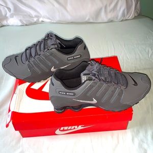NIKE SHOX NZ GREY